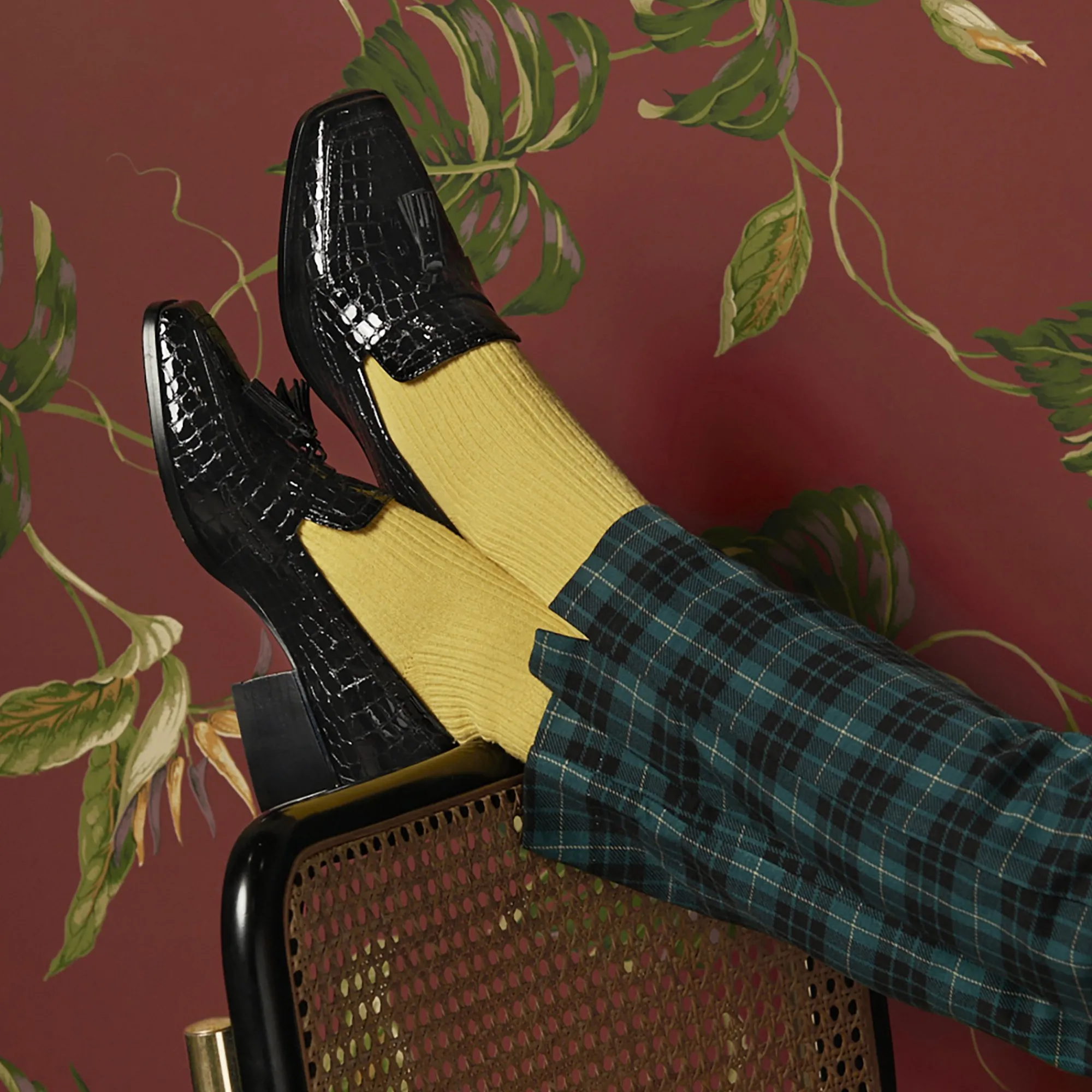 Clearance Donald Pliner AVI Black