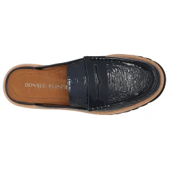 New Donald Pliner Hillie Navy
