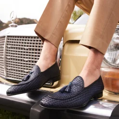 New Donald Pliner SPIRRO Navy